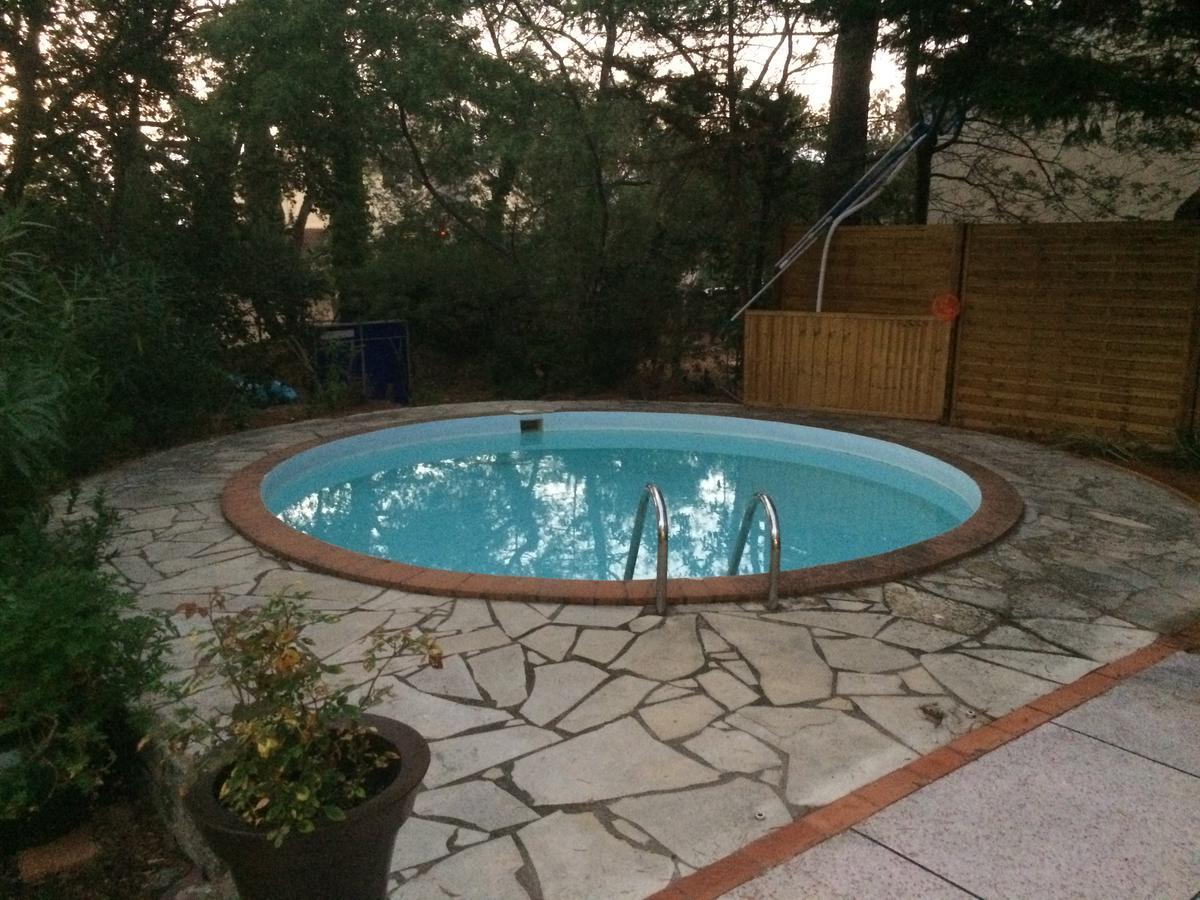 Bed and Breakfast La Maison Blanche Saint Aygulf Exterior foto